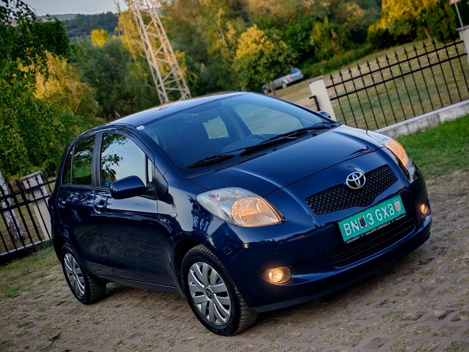 Toyota Yaris 1.4D4D(90)* FACELIFT* НАВИГАЦИЯ* КЛИМАТИК* НОВ ВНО