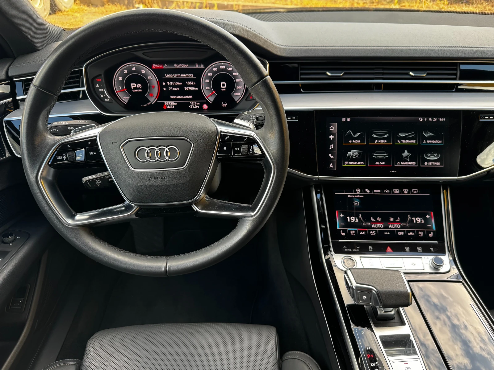 Audi A8 / Night Vision / B&O / Keyless / 360 / Soft Close/, снимка 12 - Автомобили и джипове - 56022560