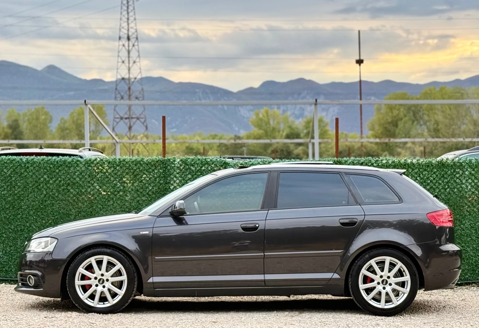 Audi A3 2.0TDi//S-LINE/DSG/NAVI/XENON/PANORAMA, снимка 4 - Автомобили и джипове - 56086953