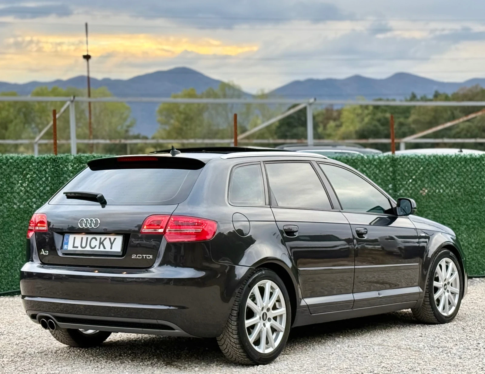 Audi A3 2.0TDi//S-LINE/DSG/NAVI/XENON/PANORAMA, снимка 7 - Автомобили и джипове - 56086953