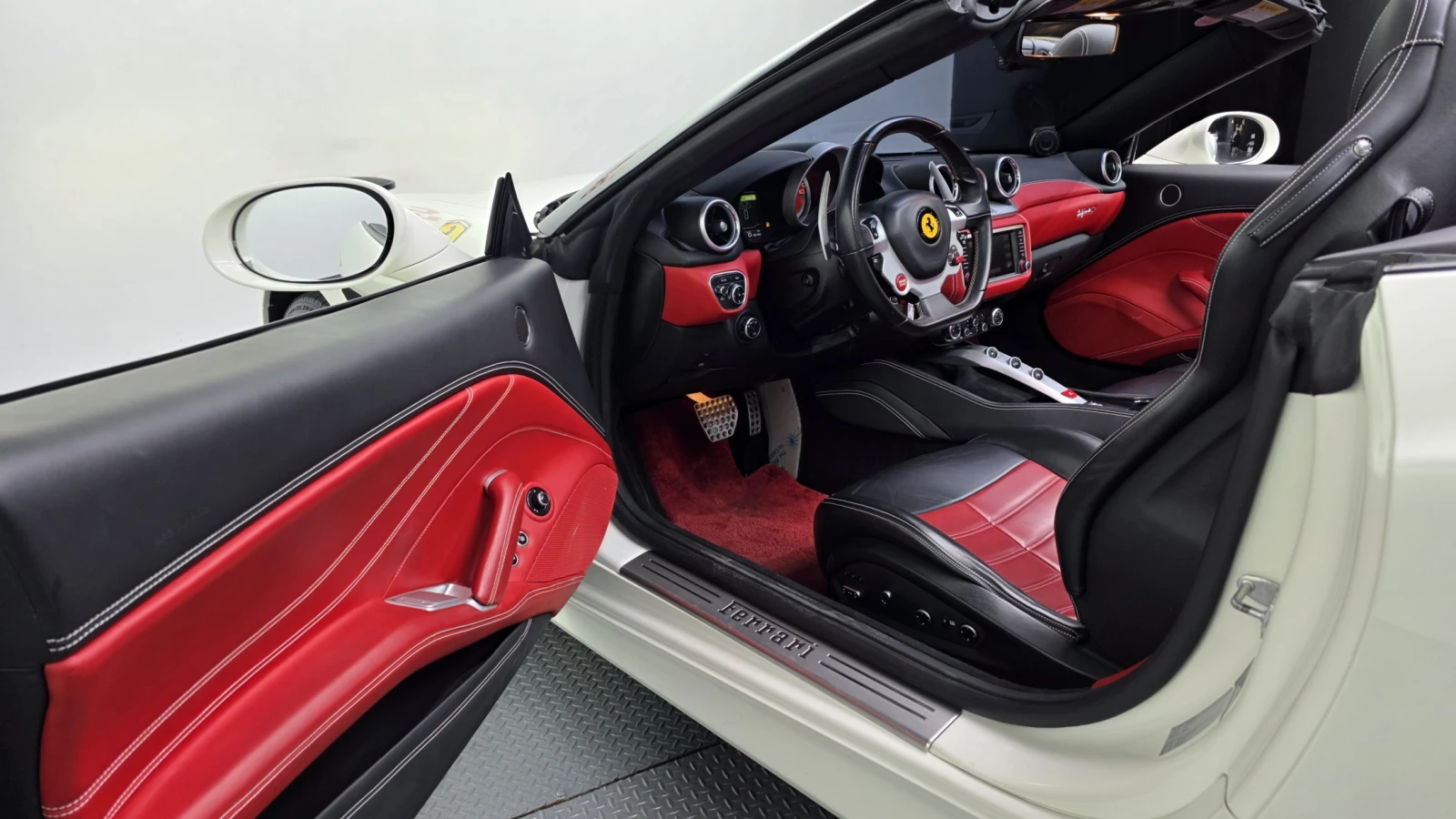 Ferrari California ������ ����* encareu.com | Mobile.bg � ����������� 10