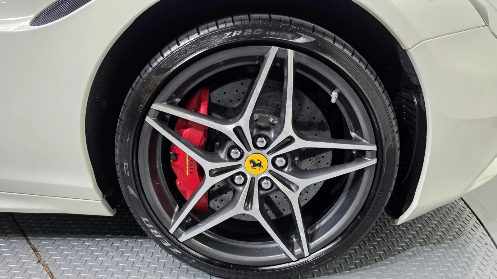 Ferrari California ������ ����* encareu.com | Mobile.bg � ����������� 5