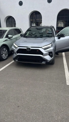 Toyota Rav4 2.5 HEV GR SPORT 4x4 360º НАЛИЧНА в Гаранция , снимка 2