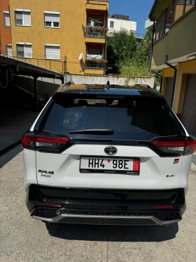Toyota Rav4 2.5 HEV GR SPORT 4x4 360º НАЛИЧНА в Гаранция , снимка 5