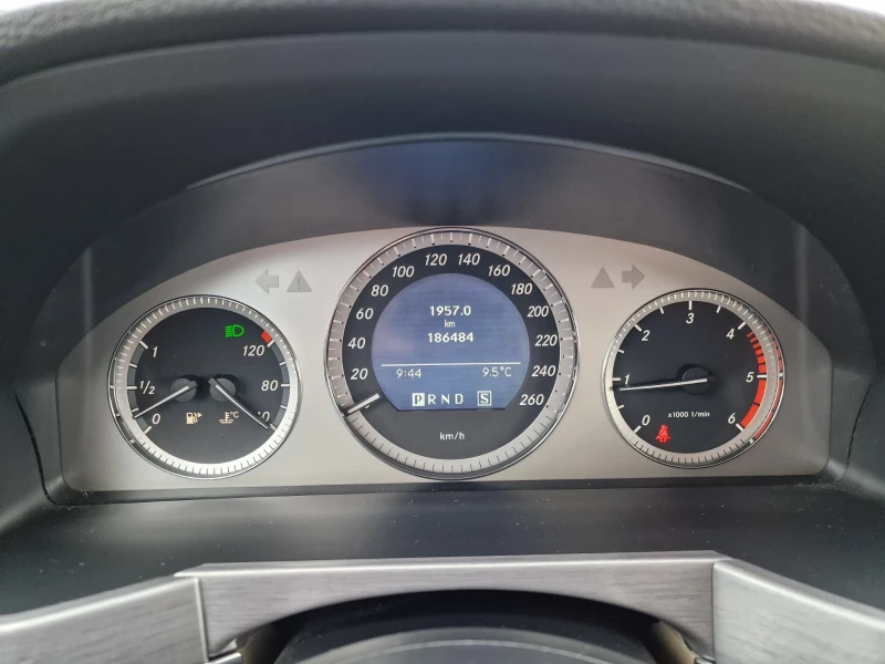 Mercedes-Benz GLK 320 cdi, снимка 11 - Автомобили и джипове - 48091710