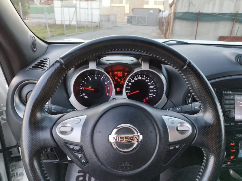 Nissan Juke 1.6BENZIN AUTOMATIC , снимка 14 - Автомобили и джипове - 49587945