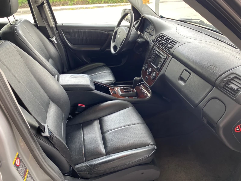 Mercedes-Benz ML 270, снимка 10 - Автомобили и джипове - 52498596