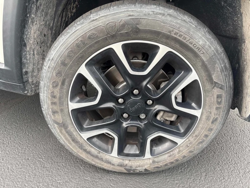 Jeep Compass * Upland Edition * CARFAX * БЕЗ ПЪРВОНАЧАЛНА ВНОСК, снимка 7 - Автомобили и джипове - 52941009