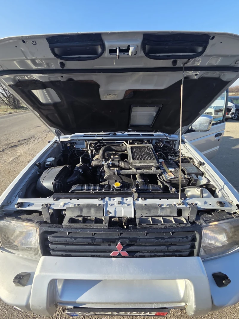 Mitsubishi Pajero, снимка 9 - Автомобили и джипове - 53327264