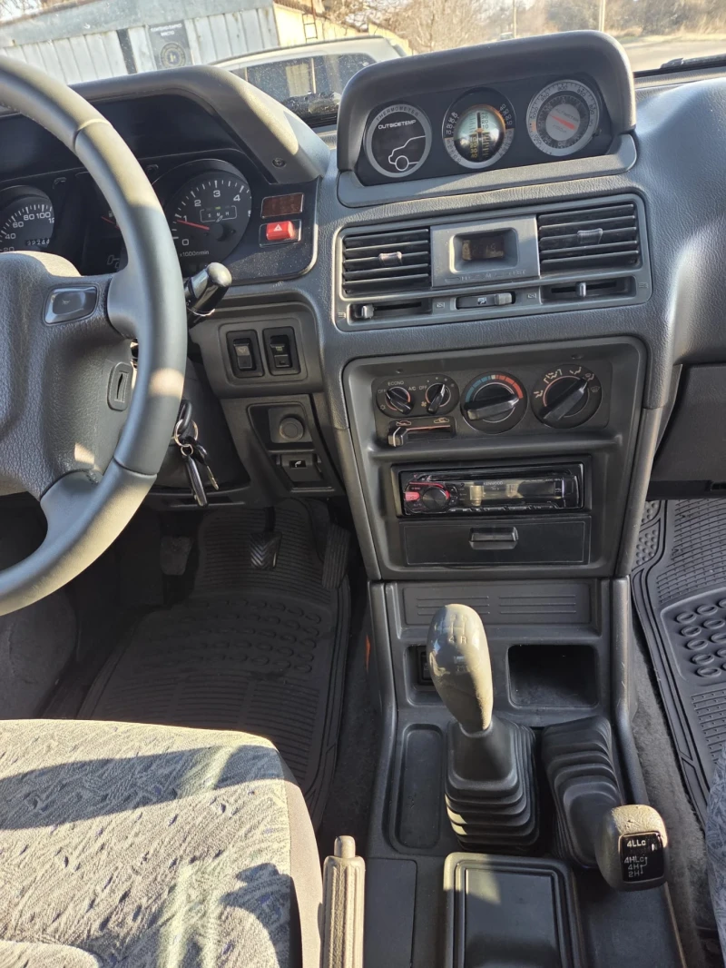 Mitsubishi Pajero, снимка 11 - Автомобили и джипове - 53327264