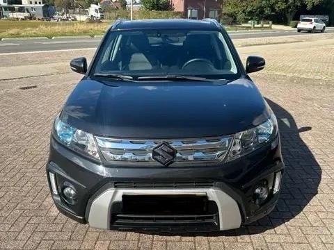 Suzuki Vitara 1, 6i-120к.с/КАМЕРА/ПОДГРЕВ/МУЛТИМЕДИЯ/КАТО НОВ!!!, снимка 2 - Автомобили и джипове - 47539397