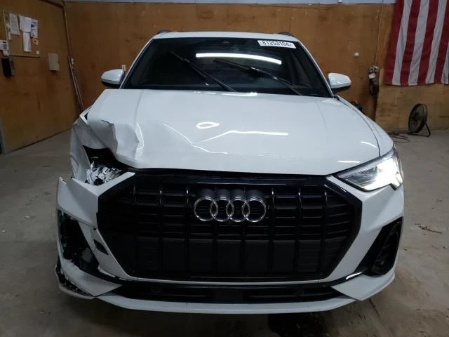 Audi Q3, снимка 6 - Автомобили и джипове - 48720809