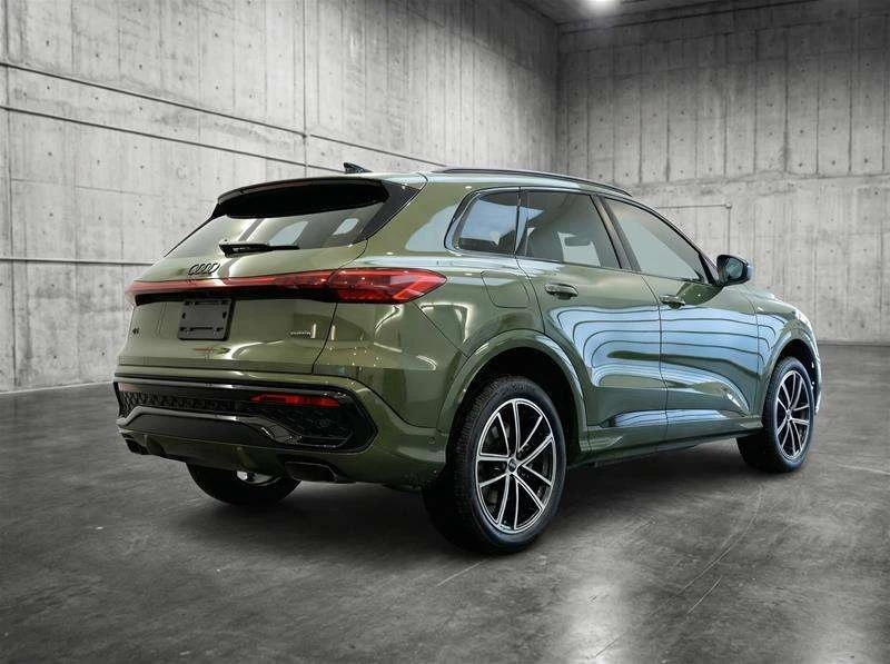 Audi Q5  CARFAX /DIS/360/PANO/NAVI/District Green - изображение 2