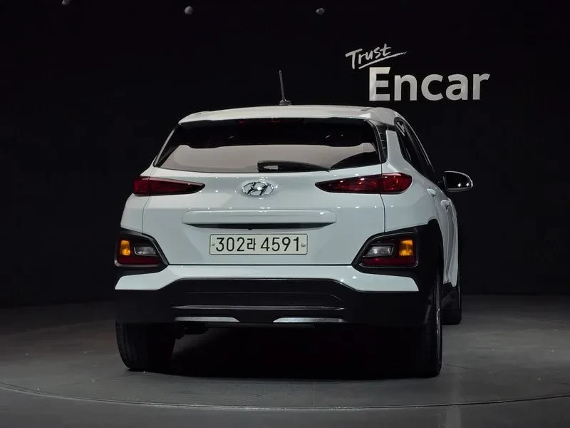 Hyundai Kona 1.6D - САМО 30% АВАНС, снимка 4 - Автомобили и джипове - 56028505