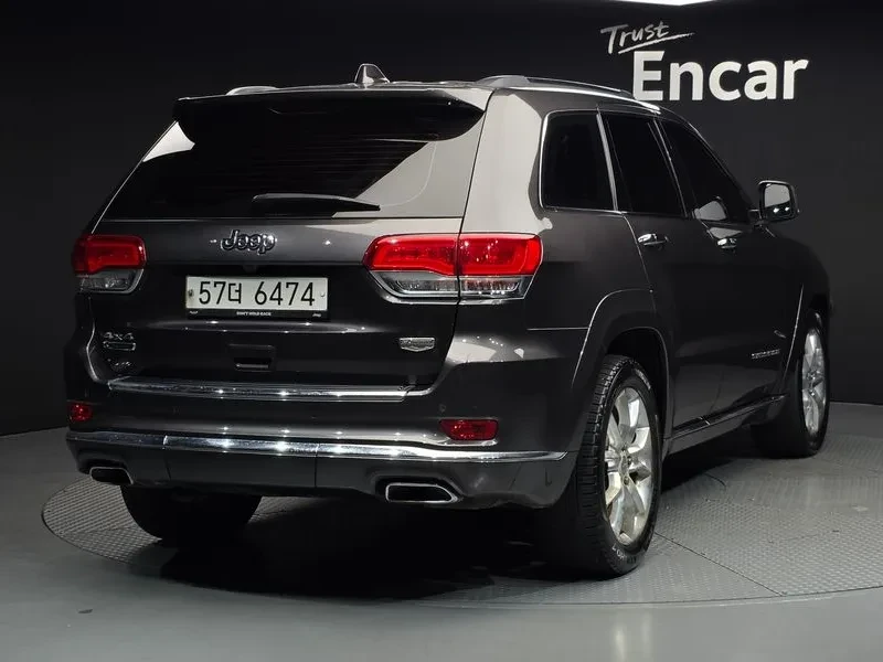 Jeep Grand cherokee 3.0 Diesel Overland Summit Wk2, снимка 5 - Автомобили и джипове - 56112120