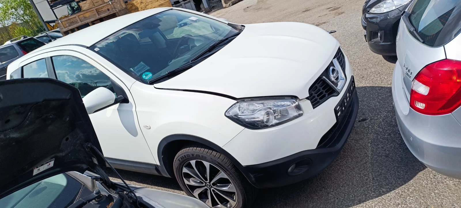 Nissan Qashqai 1.6i - изображение 2