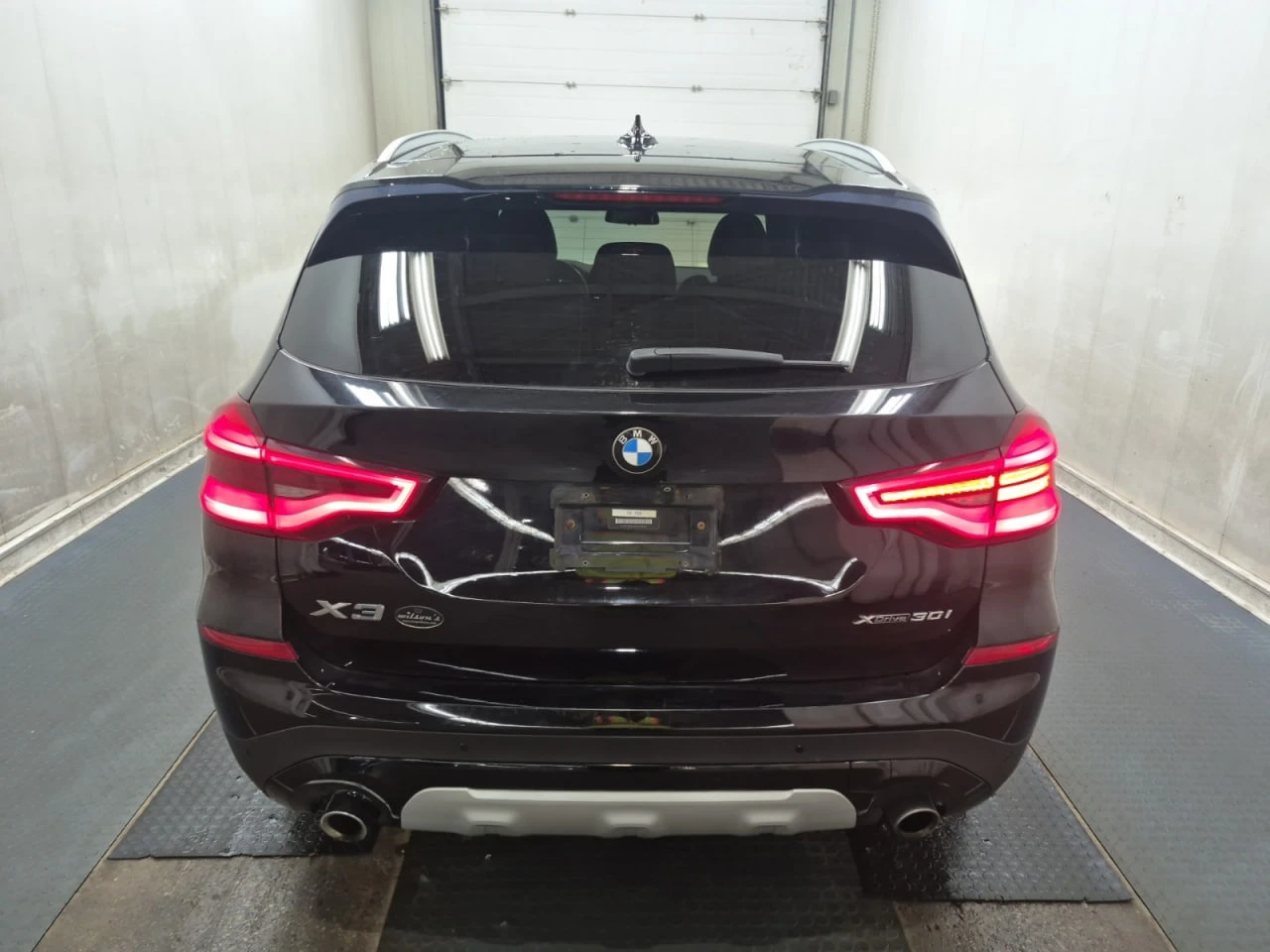 BMW X3 * АВТО КРЕДИТ* ЦЕНА ДО БГ * СЕРВИЗНА ИСТОРИЯ *  - изображение 5