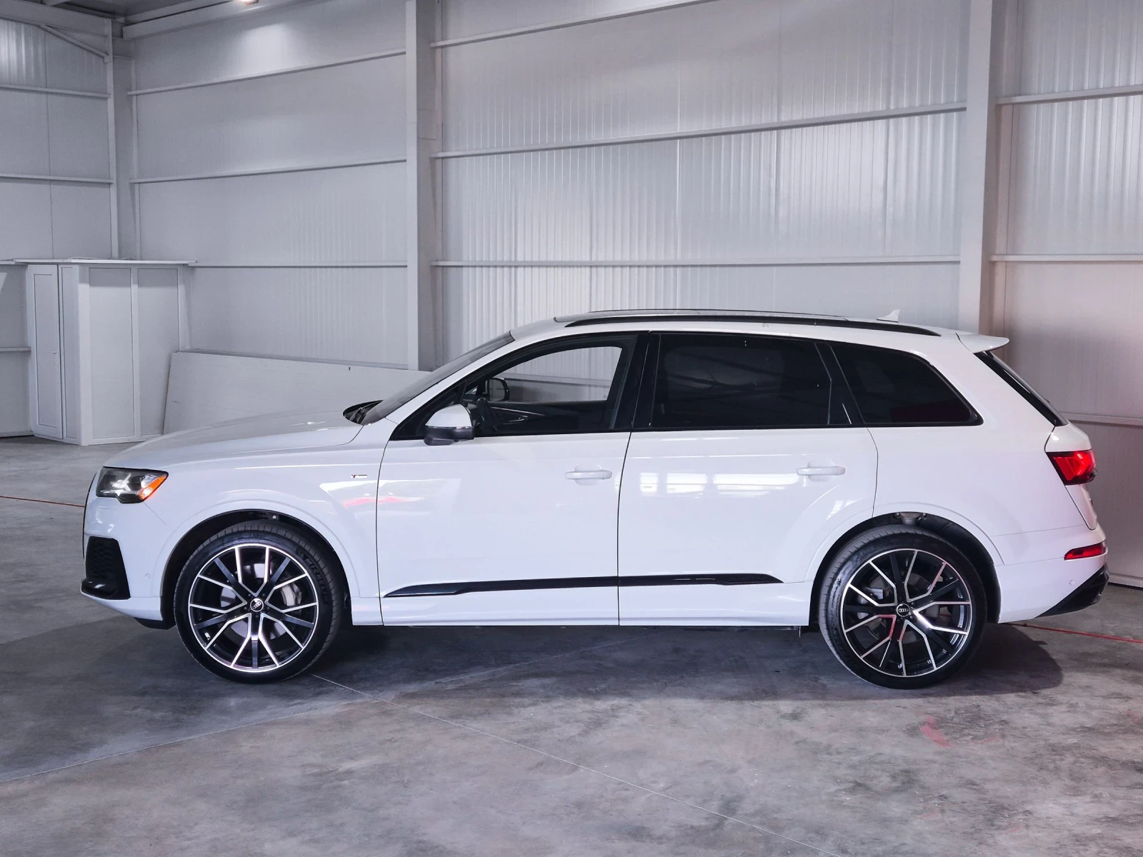 Audi SQ7 3.0 TFSI DIGITAL/QUATTRO/PANO - изображение 3