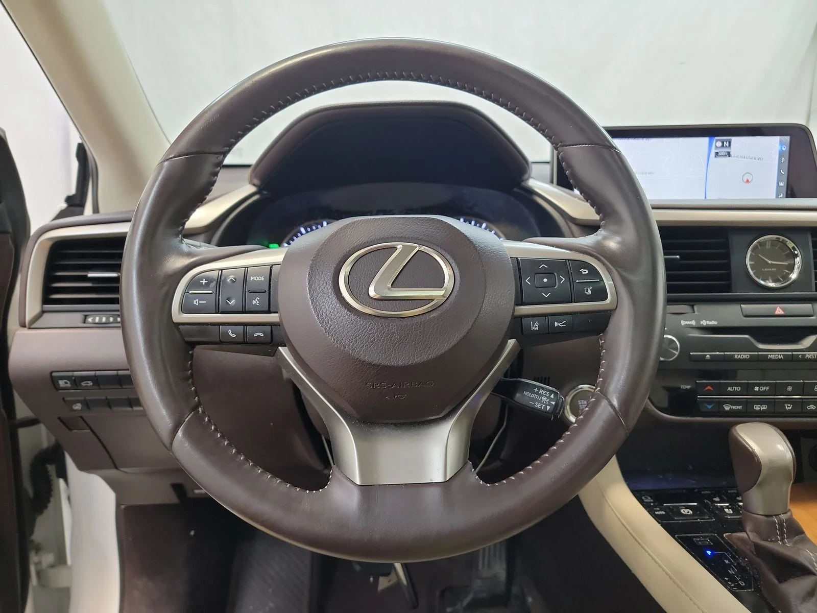 Lexus RX 350  - изображение 10