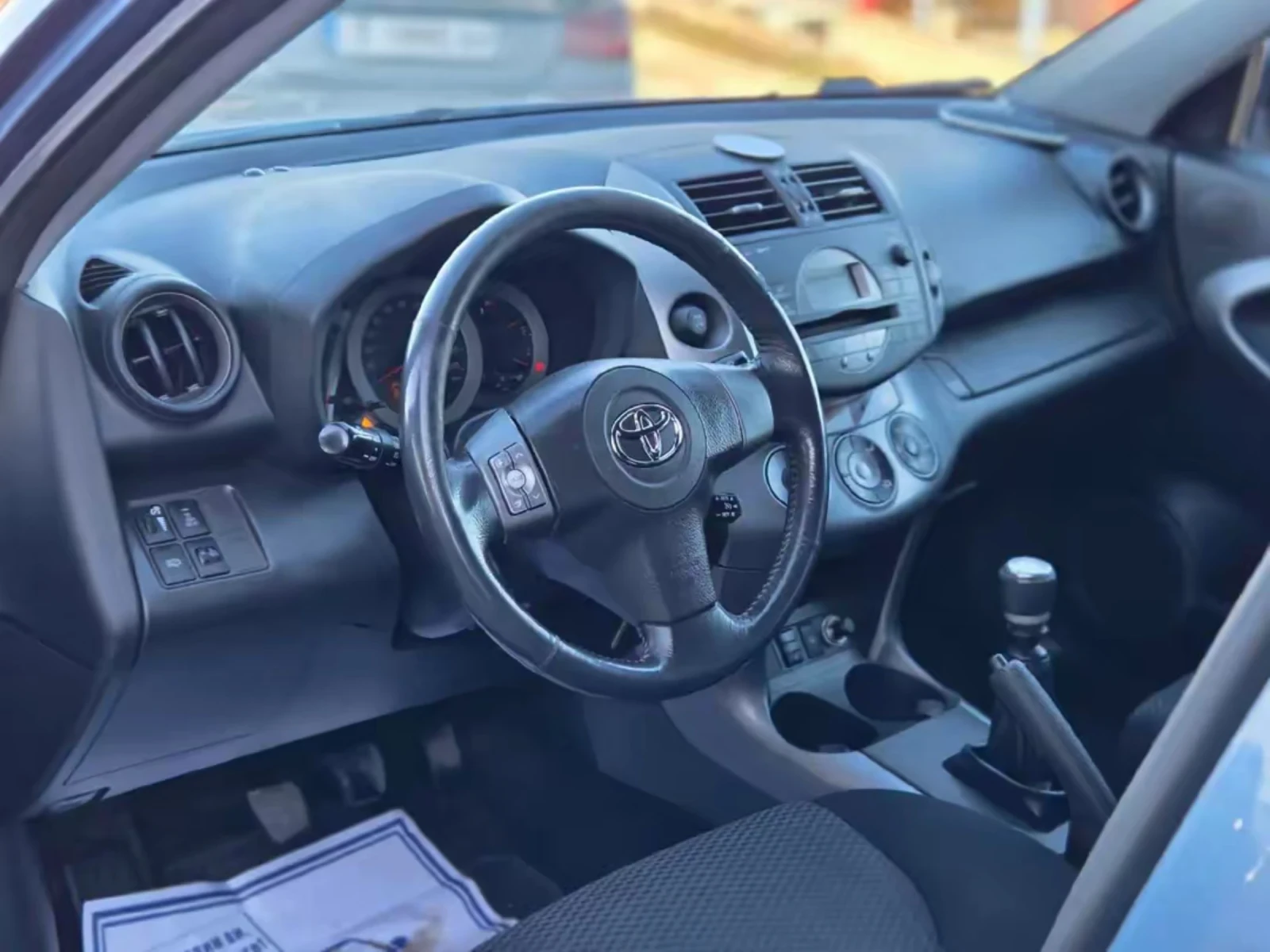 Toyota Rav4 2.2 D-4D 136hp, снимка 7 - Автомобили и джипове - 53833931