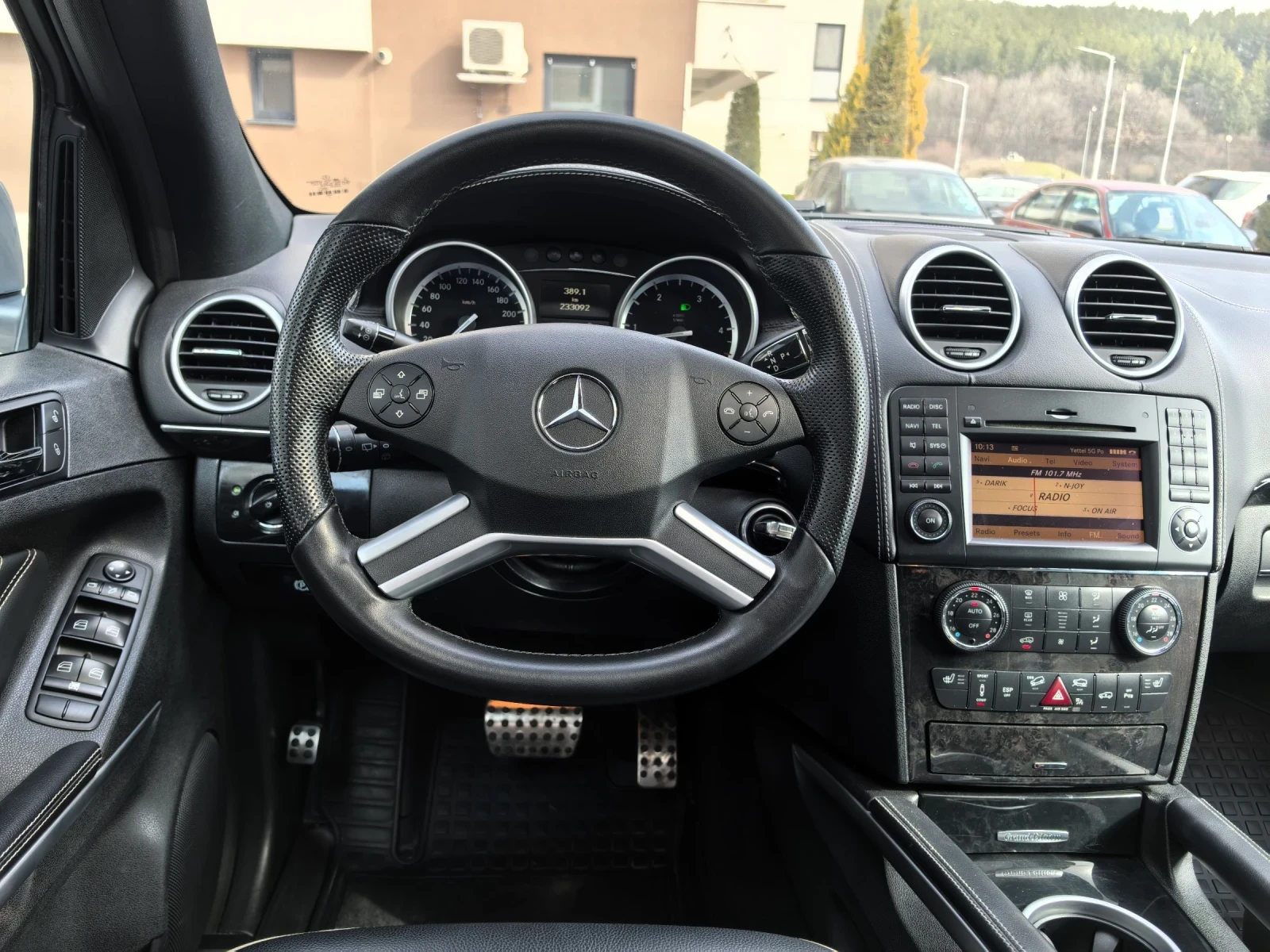 Mercedes-Benz ML 350 Grand Edition, снимка 9 - Автомобили и джипове - 53878385