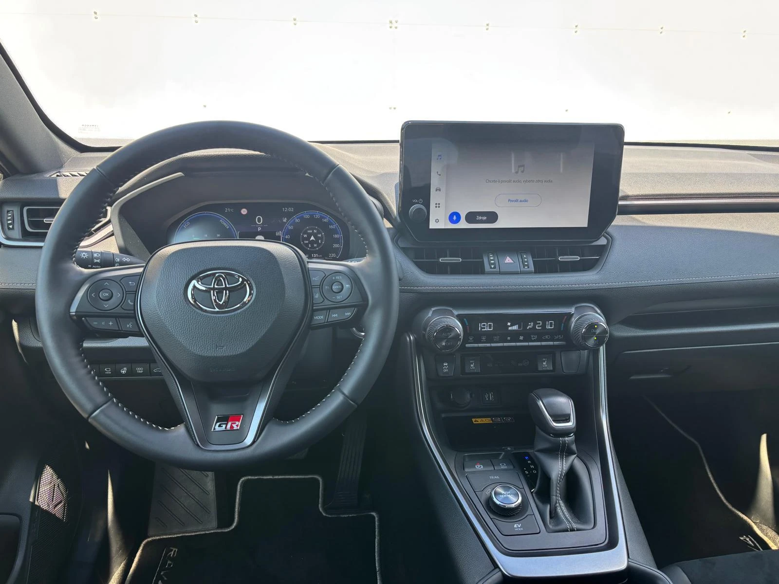 Toyota Rav4 2.5 HEV GR SPORT 4x4 360º НАЛИЧНА в Гаранция , снимка 8 - Автомобили и джипове - 54713395