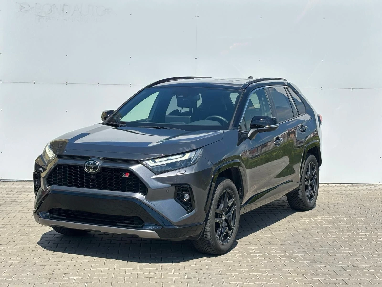 Toyota Rav4 2.5 HEV GR SPORT 4x4 360º НАЛИЧНА в Гаранция , снимка 2 - Автомобили и джипове - 54713395