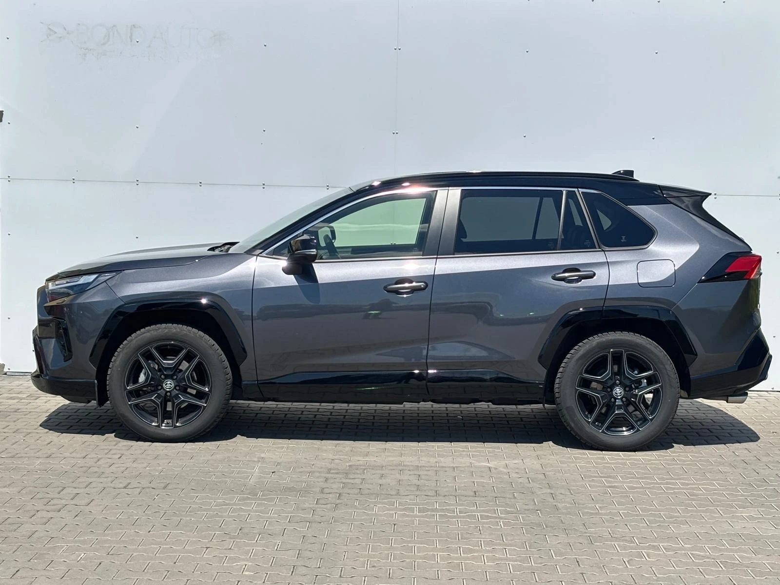 Toyota Rav4 2.5 HEV GR SPORT 4x4 360º НАЛИЧНА в Гаранция , снимка 5 - Автомобили и джипове - 54713395