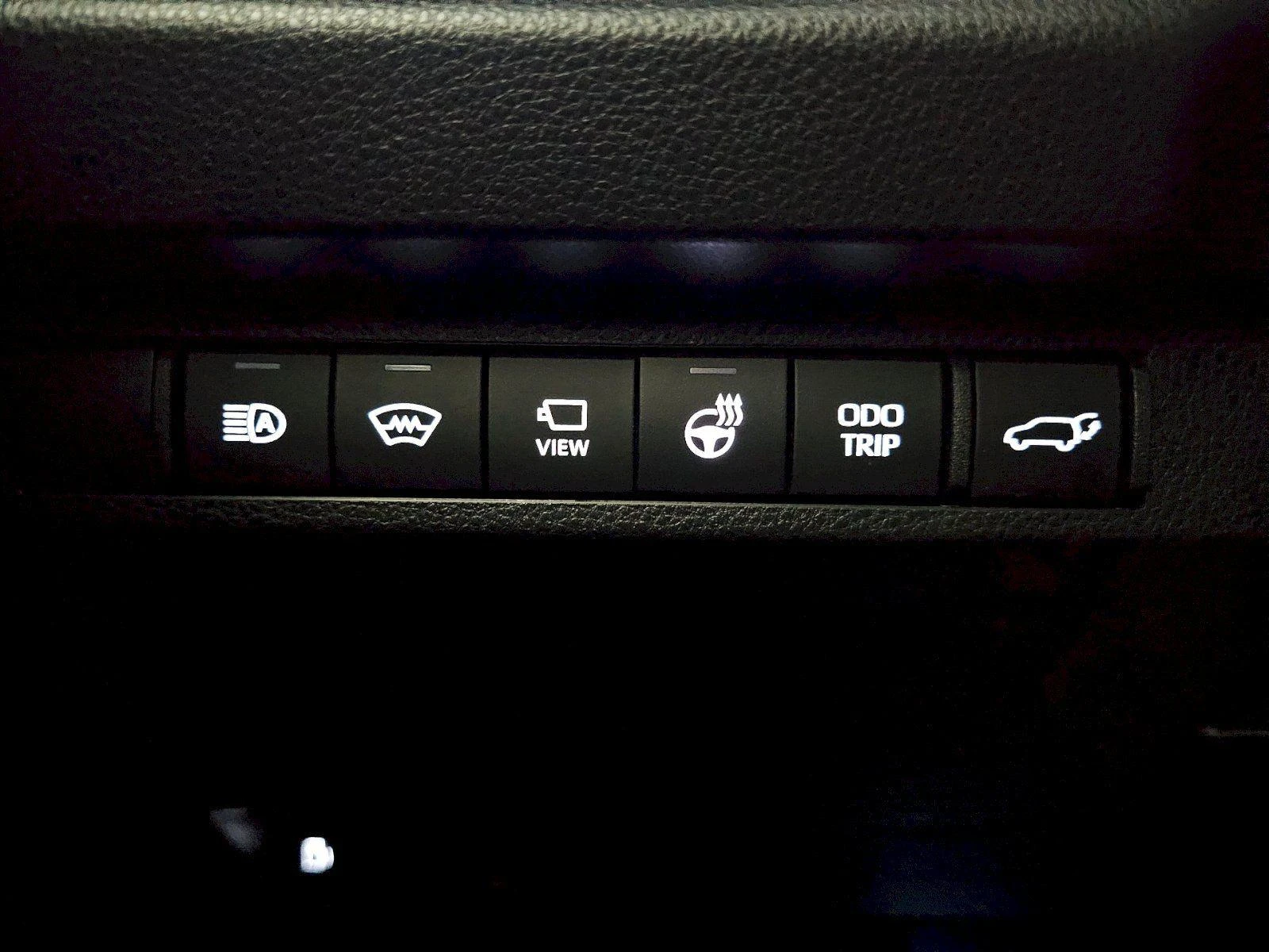 Toyota Rav4 2.5 HEV GR SPORT 4x4 360º НАЛИЧНА в Гаранция , снимка 13 - Автомобили и джипове - 54170240