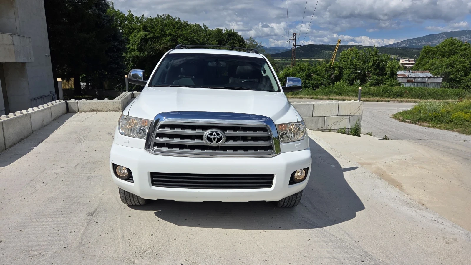 Toyota Sequoia Limited, снимка 2 - Автомобили и джипове - 54892437