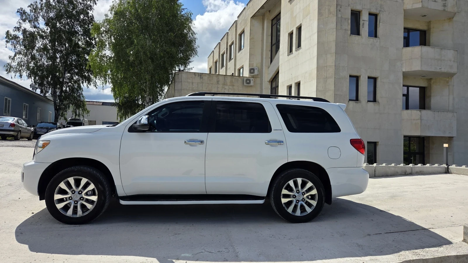Toyota Sequoia Limited, снимка 3 - Автомобили и джипове - 54892437