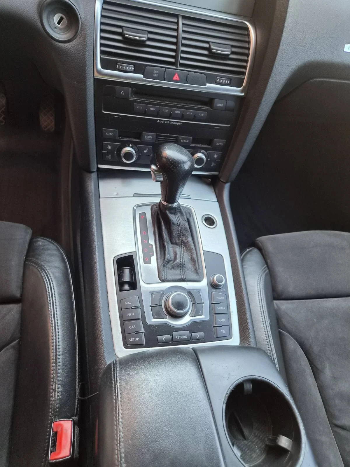 Audi Q7, снимка 8 - Автомобили и джипове - 55770148