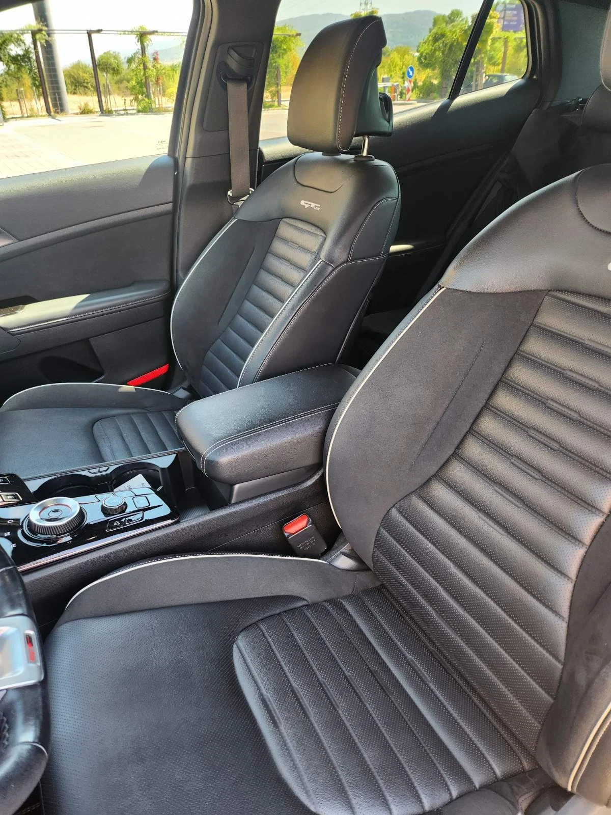 Kia Sportage GT LINE, снимка 3 - Автомобили и джипове - 55842355