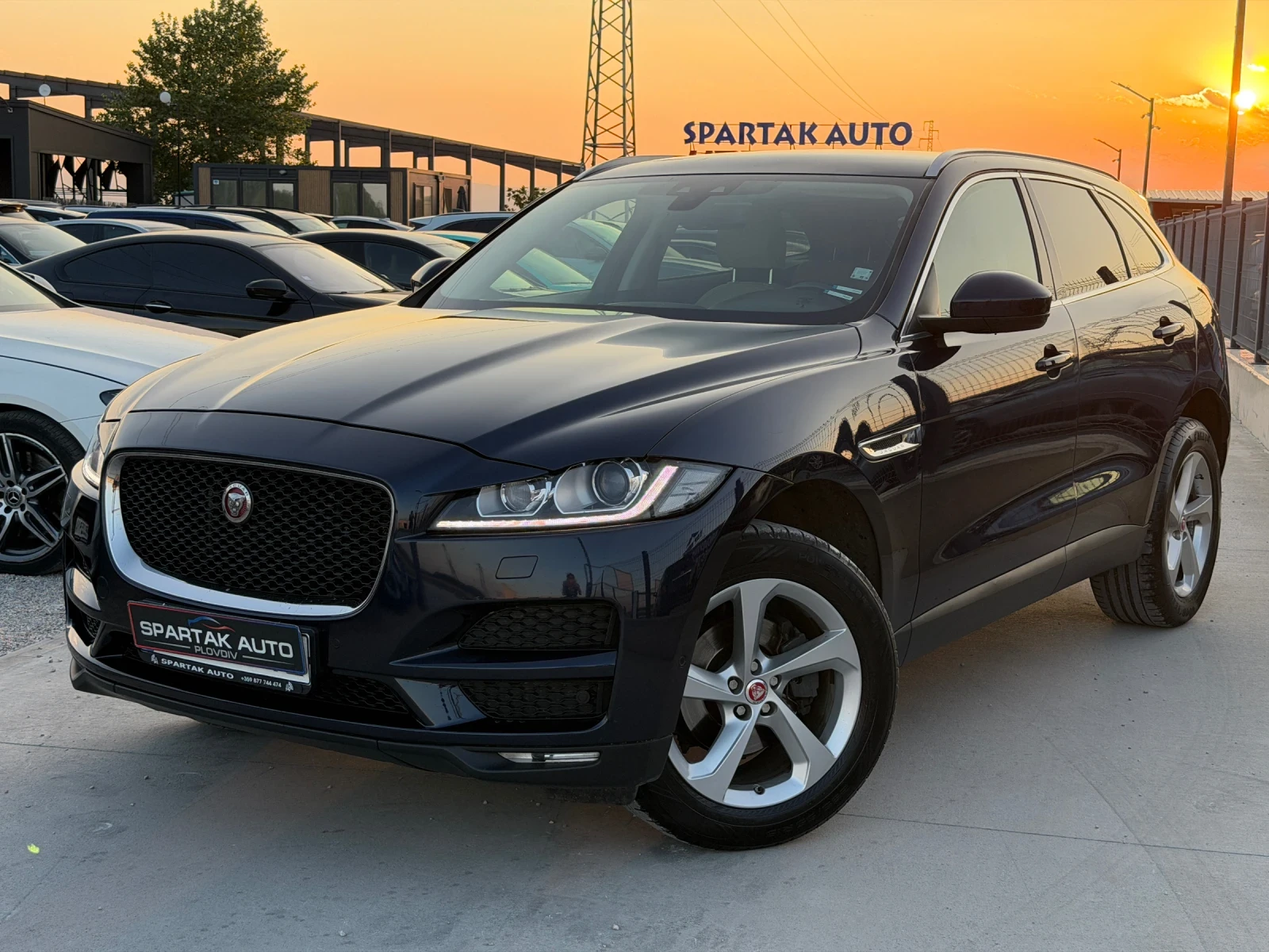 Jaguar F-PACE 2.0D* 2018г* Автоматик* 4х4* Сервизна История* 