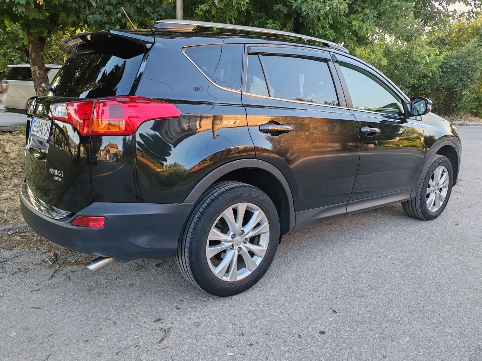 Toyota Rav4 2.2, снимка 7 - Автомобили и джипове - 56080943