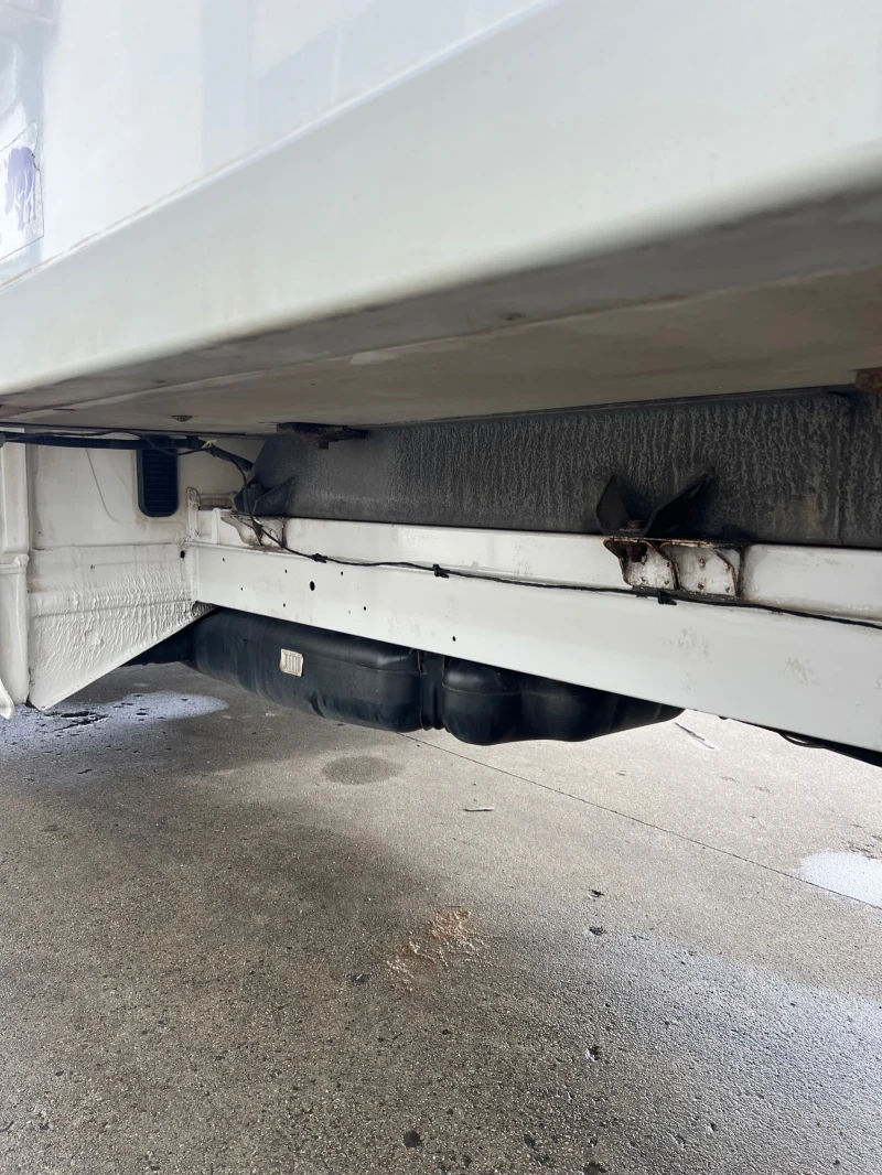 VW Crafter Хладилен / Климатроник / 169 000км! , снимка 11 - Бусове и автобуси - 53202043