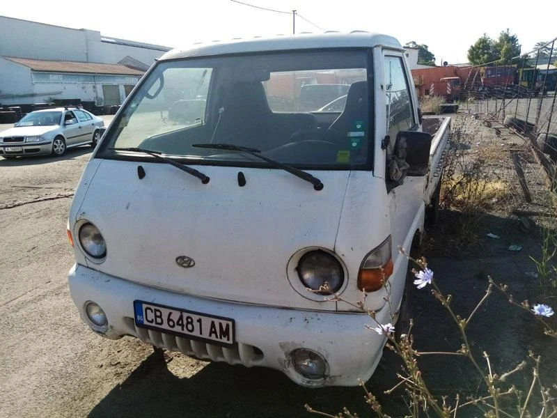 Hyundai H 100 на части, снимка 1 - Бусове и автобуси - 29536646