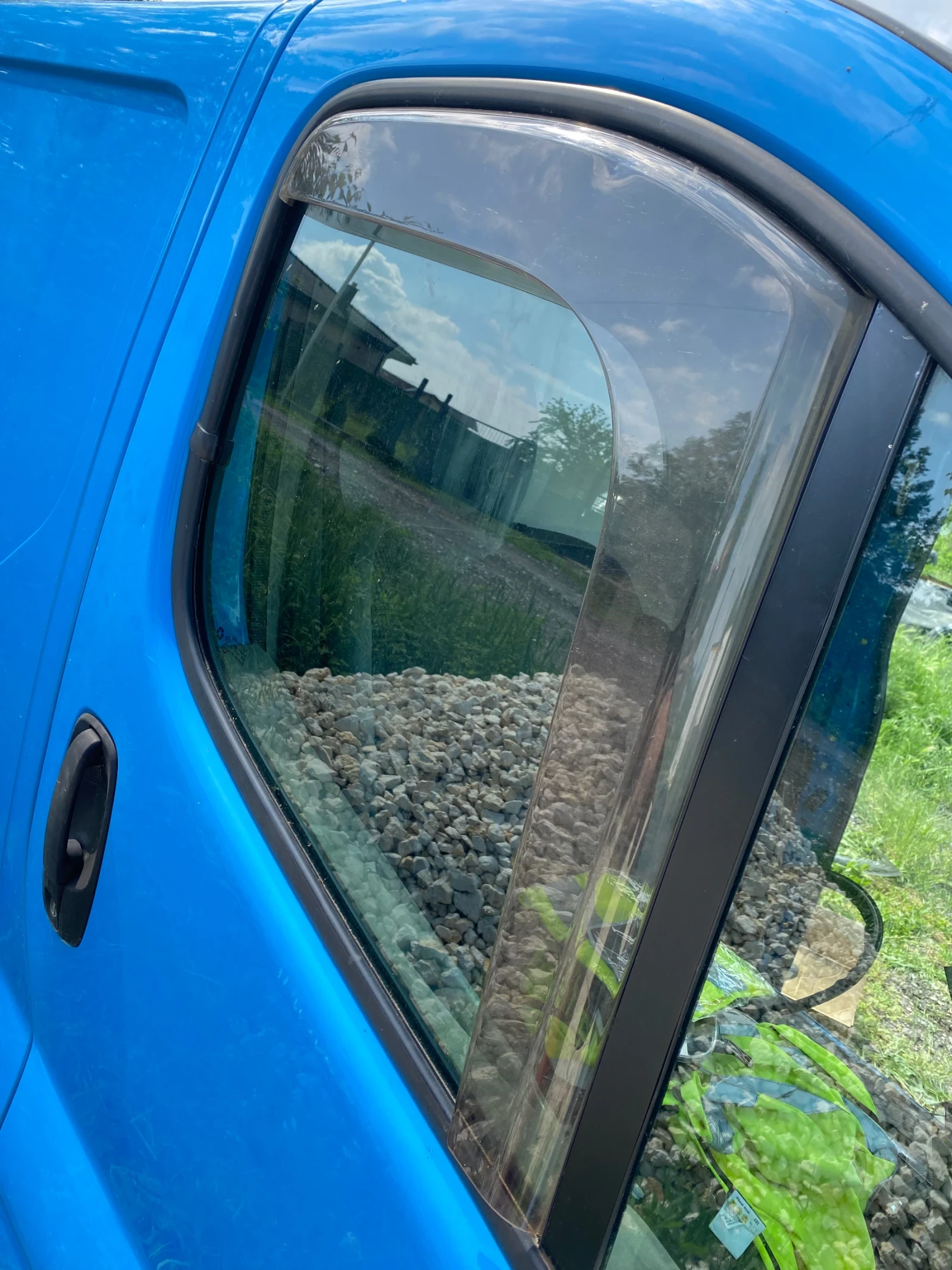 Opel Vivaro 2.0 cdti, снимка 16 - Бусове и автобуси - 53908264