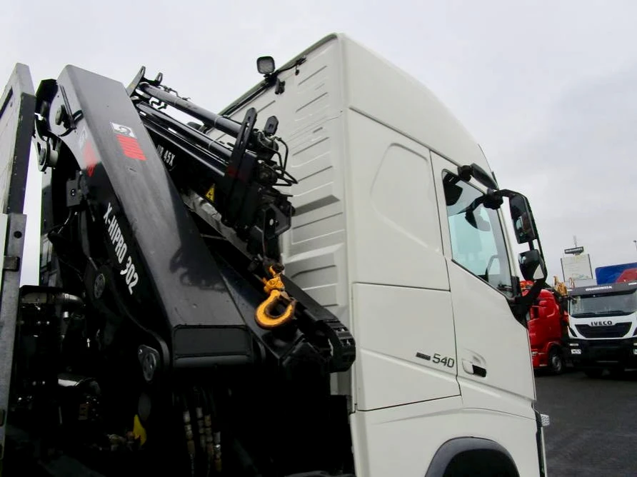 Volvo Fh HIAB 302 E-6 + JIB 45X-3-РАБОТНА ВИСОЧИНА 28 МЕТРА, снимка 12 - Камиони - 54371871