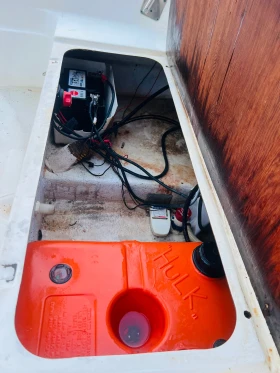 Лодка Собствено производство Cosiver 450 Italy Honda Bf40, снимка 7 - Воден транспорт - 53337276