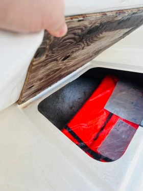 Лодка Собствено производство Cosiver 450 Italy Honda Bf40, снимка 9 - Воден транспорт - 53480325