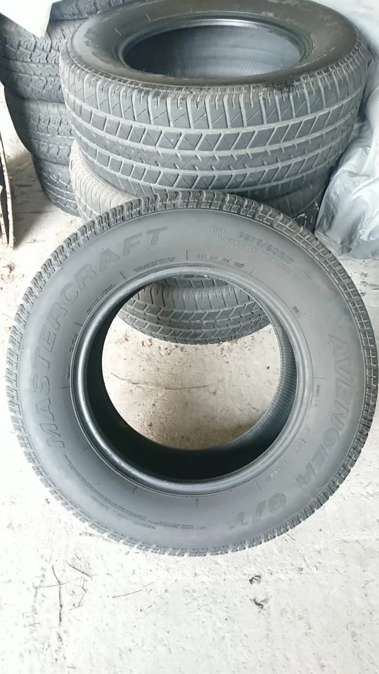 Гуми Летни 275/60R17, снимка 1 - Гуми и джанти - 49195181