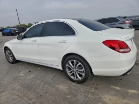 Mercedes-Benz C 300 4MATIC* КОжа* Подгрев* Кейлес* Blind Spot* ФИКС. Ц, снимка 2