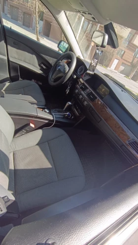 BMW 525 2.5i xDrive. Газ / бензин , снимка 9