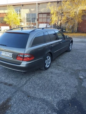 Mercedes-Benz E 320, снимка 5