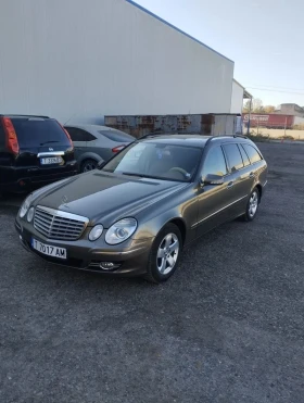 Mercedes-Benz E 320, снимка 1