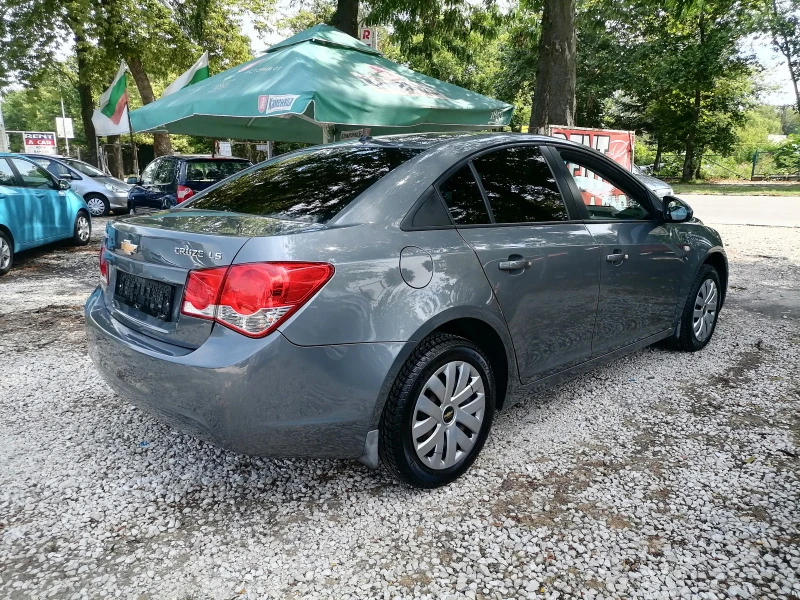 Chevrolet Cruze BENZIN EURO 5, снимка 5 - Автомобили и джипове - 41752724