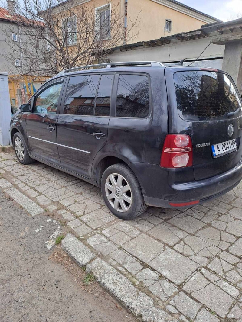 VW Touran, снимка 1 - Автомобили и джипове - 46334985