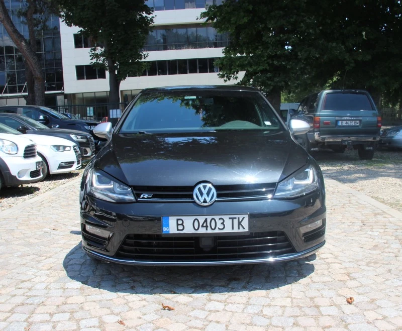 VW Golf R-LINE DSG С РЕГИСТРАЦИЯ , снимка 2 - Автомобили и джипове - 47373547