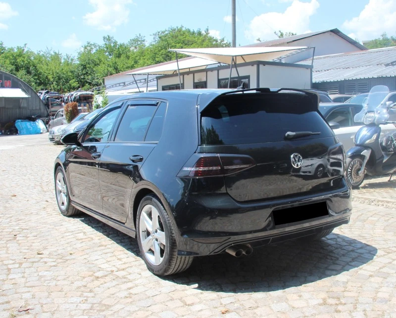 VW Golf R-LINE DSG С РЕГИСТРАЦИЯ , снимка 7 - Автомобили и джипове - 47450379